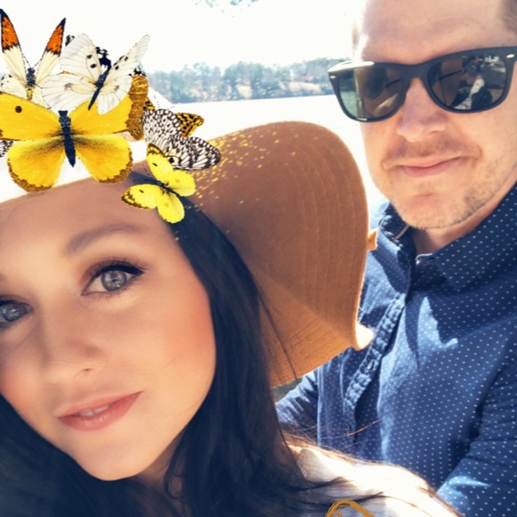 Meet your Posher, Birdie - Picture 1 of 3